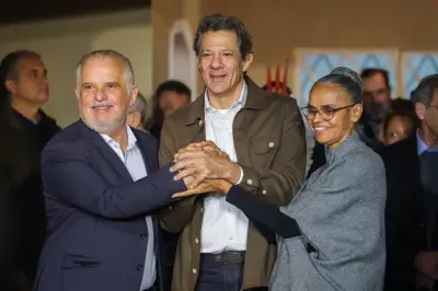 Haddad anuncia França como vice e despreocupa-se com 2º turno em SP