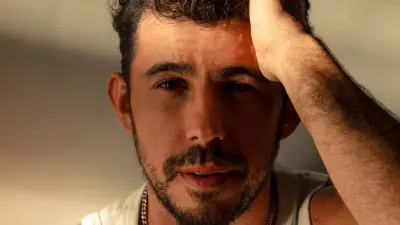 Hugo Haddad revela bastidores de Félix em 'Brasil 70' e a importância de heróis esquecidos