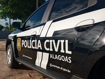 Idosa de 64 anos é presa após esfaquear moradora de rua por lençol em Maceió
