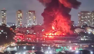Incêndio em galpão de Guarulhos destrói 3,5 mil m² e mobiliza 38 bombeiros