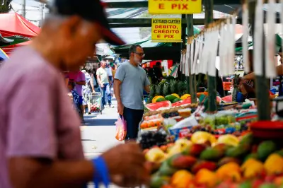 IPCA-15 sobe 0,62% em maio, puxado por alimentos e energia elétrica