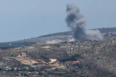 Israel ataca Líbano e negociações EUA-Irã são adiadas