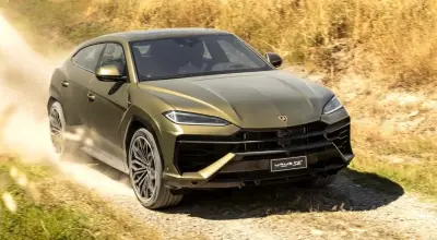 Lamborghini Urus terá nova geração em 2029 com motor híbrido V8