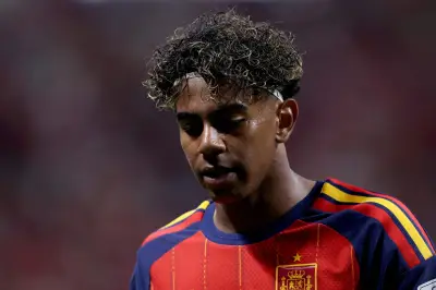 Lamine Yamal estreia em Copas com empate frustrante da Espanha contra Cabo Verde