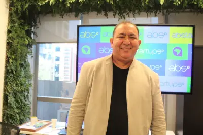 Lindomar Ferreira media painel sobre açaí e inovação na Glocal Macapá 2026