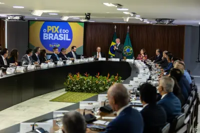 Lula envia recado a ministros que agem por conta própria em reunião