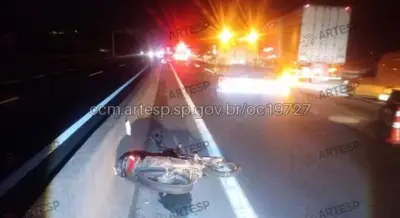 Motociclista morre após bater em carreta e ser atropelado duas vezes em Sorocaba