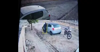 Mulher agredida e roubada na porta de casa em Cabo Frio