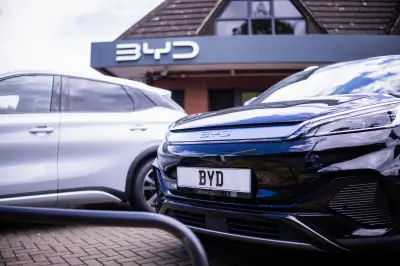 Pentágono acusa BYD, Alibaba e Baidu de apoiarem exército chinês; Pequim reage