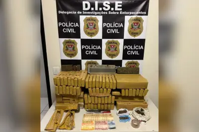 Polícia apreende 120 kg de maconha e desmonta 'casa bomba' em Álvares Machado