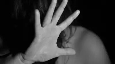 Presos por feminicídio no DF citam infidelidade e legítima defesa
