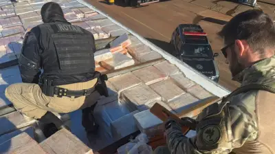 PRF apreende 2,7 toneladas de maconha em Cascavel com destino ao Rio