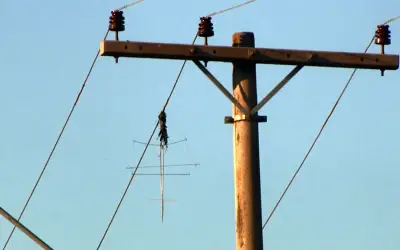 Quase 10 mil consumidores afetados por pipas na rede elétrica no Norte de MG