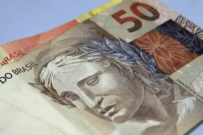 Receita abre consulta ao 2º lote de restituição do IR 2026