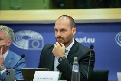 STF julga pedido de condenação de Eduardo Bolsonaro por coação