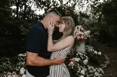 Taylor Swift e Travis Kelce podem se casar neste final de semana, dizem fãs