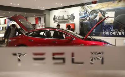 Tesla apresentou dados enganosos à Europa para aprovar FSD