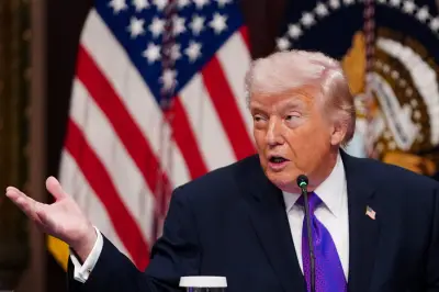 Trump cancela assinatura de lei habitacional e exige aprovação de projeto eleitoral