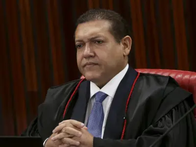 TSE rejeita ação contra filme sobre Bolsonaro por falta de legitimidade