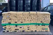 1.477 kg de maconha apreendidos em galões metálicos em Campo Grande