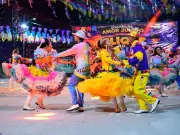 Abertura do Arraial Cultural de Rio Branco elege Rainha da Diversidade e Casal Junino Mirim