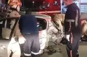 Acidente em João Pessoa: carro bate em muro e deixa 4 feridos
