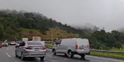 Acidente na Mogi-Dutra causa 3 km de congestionamento
