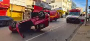 Acidente no Centro de Montes Claros deixa mulher ferida e motorista sem CNH
