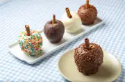 Adeus maçã do amor: versão gourmet com chocolate