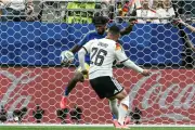 Adidas esgota letra 'V' em camisas alemãs na Copa