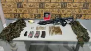 Adolescente é apreendido com fuzil e 127 munições em Bayeux