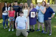 Adolescente é homenageada na formatura por pessoas que salvou com doação de órgãos