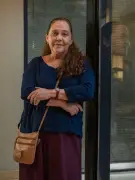 Adriana fica chocada com diagnóstico de doença da mãe em Quem Ama Cuida