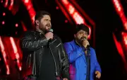 Agenda ES: MC Don Juan, César Menotti, Renato Albani e tapetes de Corpus Christi