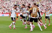 Alemanha vira sobre Costa do Marfim e se firma no Grupo E da Copa