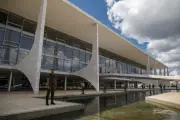Alta tributação no Brasil destrói base produtiva e mobilidade social
