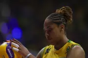 Ana Cristina busca recuperação plena na VNL; Brasil enfrenta França