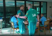 Ancelotti veta Neymar de viagem para acelerar recuperação física