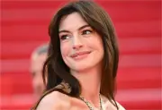 Anne Hathaway anuncia gravidez do segundo filho