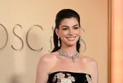 Anne Hathaway anuncia gravidez do terceiro filho aos 43 anos