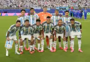 Argentina quebra tabu e vence na estreia após título mundial