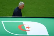 Argélia vira sobre Jordânia e se mantém viva na Copa do Mundo
