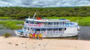 Barco Regatão leva cultura a comunidades ribeirinhas do Tapajós
