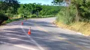 Batida entre três carros deixa cinco feridos na BR-494 em Divinópolis