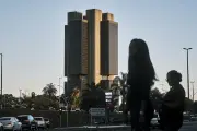 BC decepciona mercado sem detalhar metas de inflação para 2028