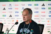 Bielsa nega problemas com jogadores do Uruguai após eliminação na Copa