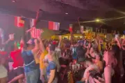 Brasiguaios celebram gols do Paraguai contra a Alemanha na Copa 2026