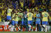 Brasil goleia Panamá por 6 a 2 no Maracanã em preparação para a Copa