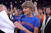 Cadeira usada por Taylor Swift em jogo da NBA é vendida por R$ 35 mil