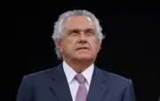 Caiado duvida que Flávio Bolsonaro vença Lula no 2º turno
